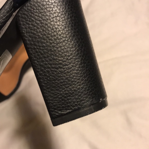 HEELS BY CATHERINE MALANDRINO CUTE - Picture 4 of 10